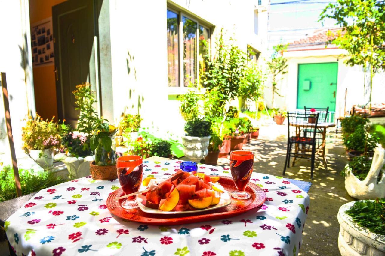 Lovely Apartment W/ Ac + Bath. + Kitchen + Parking And Garden Шкодер Экстерьер фото